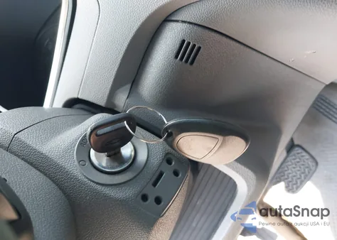 2011 Chevrolet Traverse Ls из США, поврежденный, VIN 1GNKRFED8BJ387060